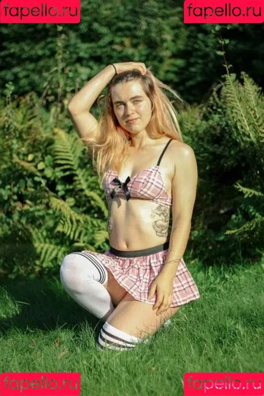 Thisislina Onlyfans Photo Gallery 