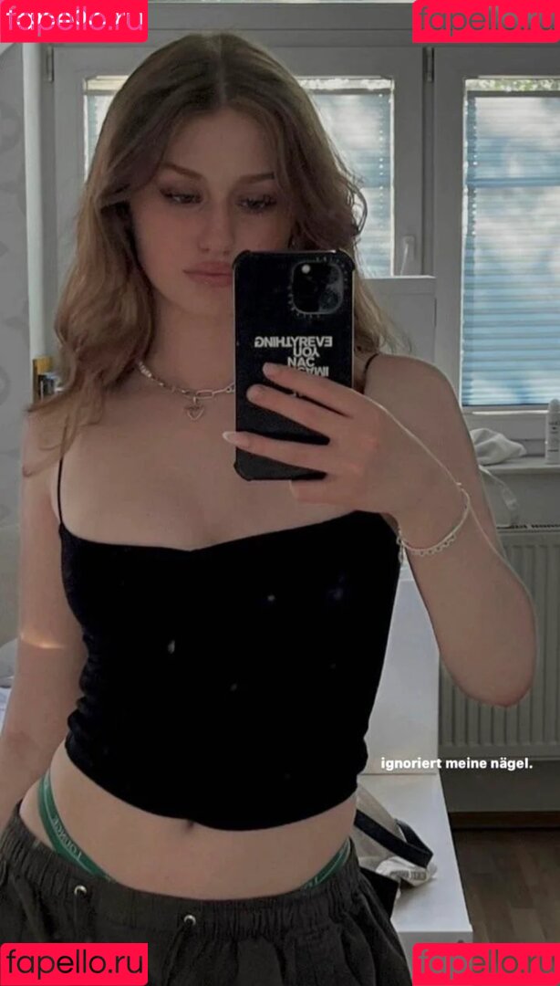 Yana Clare Onlyfans Photo Gallery 