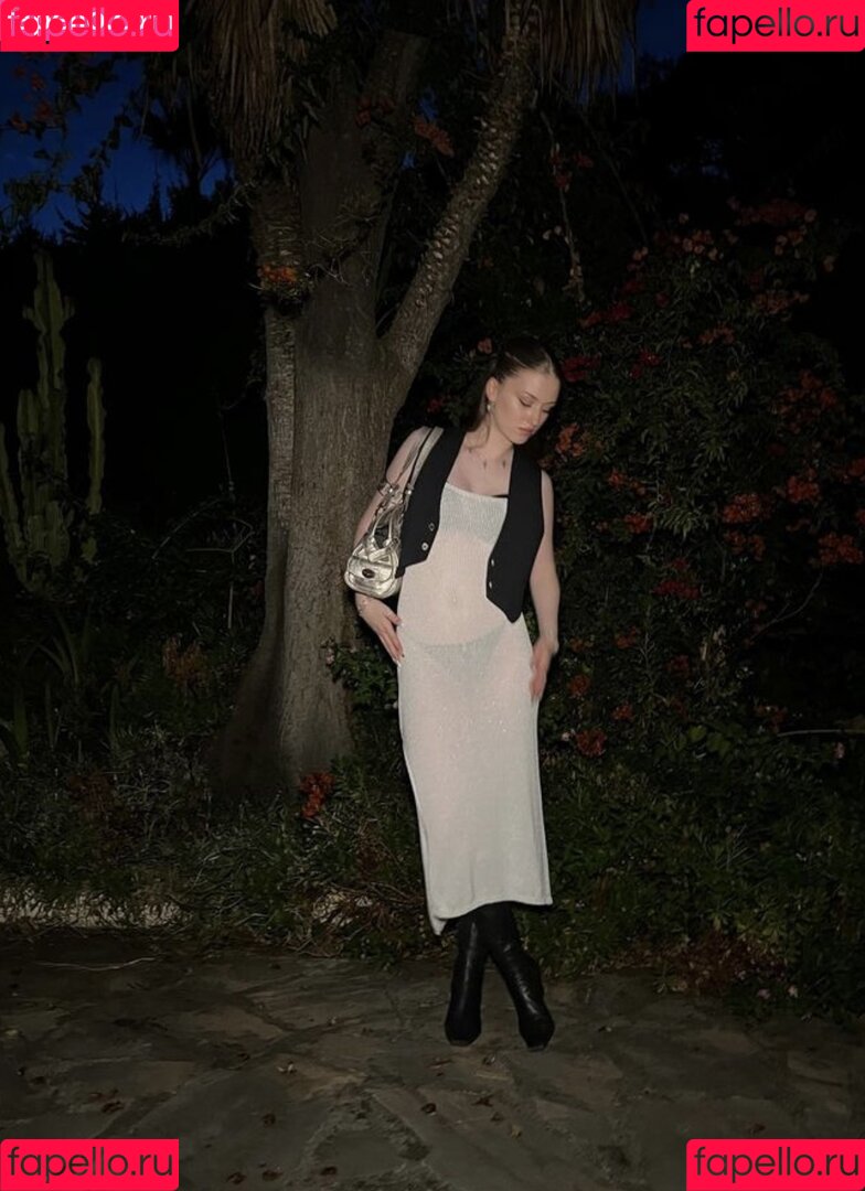 Yana Clare Onlyfans Photo Gallery 