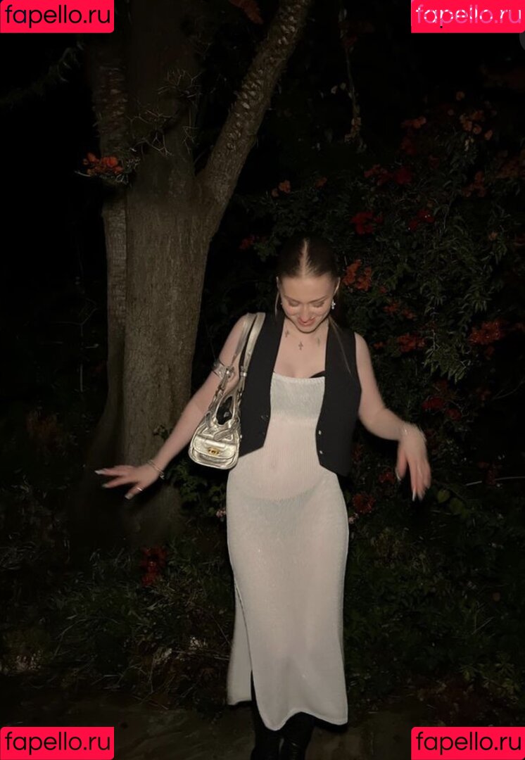 Yana Clare Onlyfans Photo Gallery 