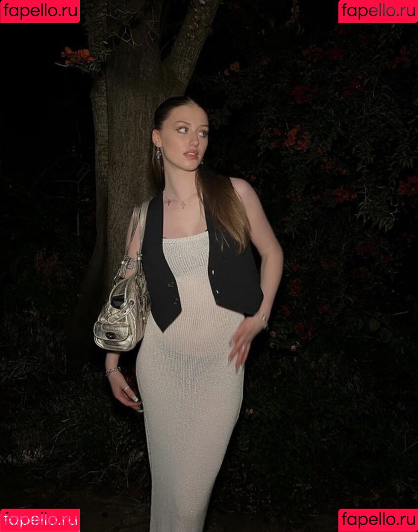 Yana Clare Onlyfans Photo Gallery 