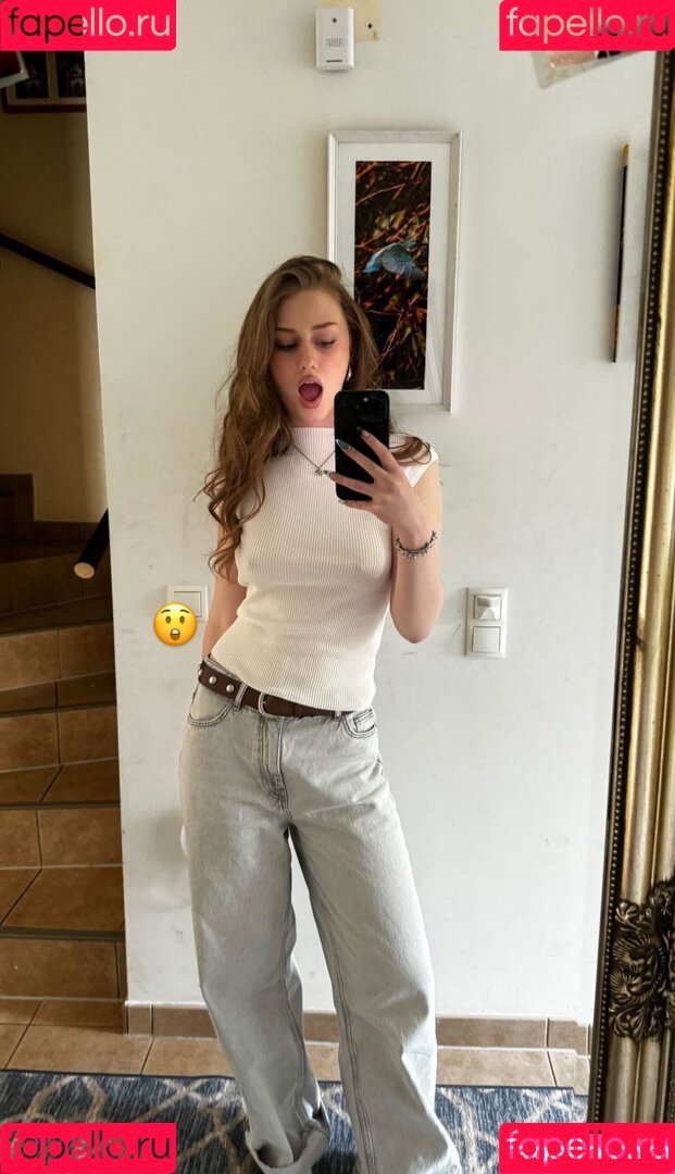 Yana Clare Onlyfans Photo Gallery 