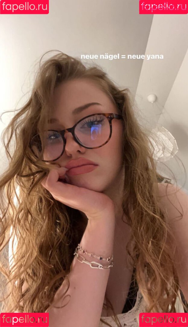 Yana Clare Onlyfans Photo Gallery 