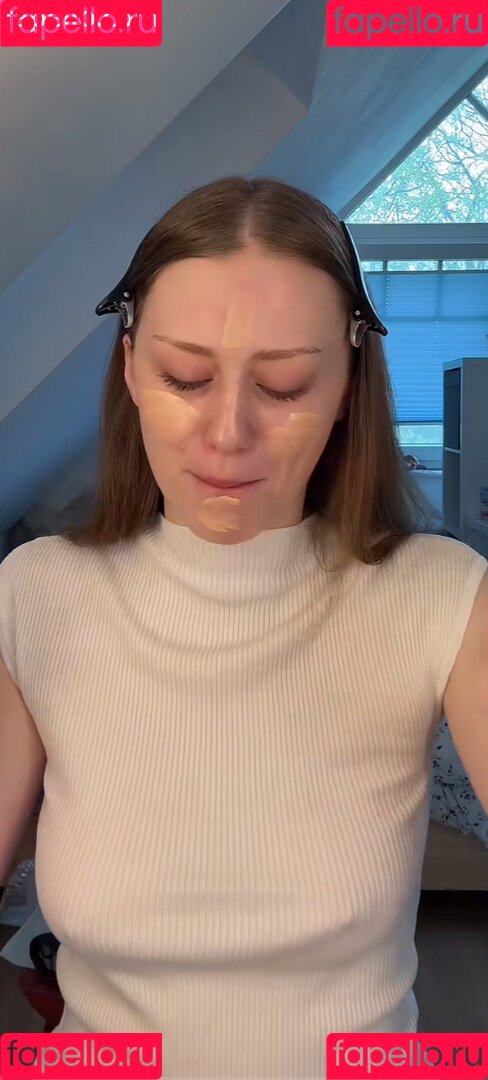 Yana Clare Onlyfans Photo Gallery 