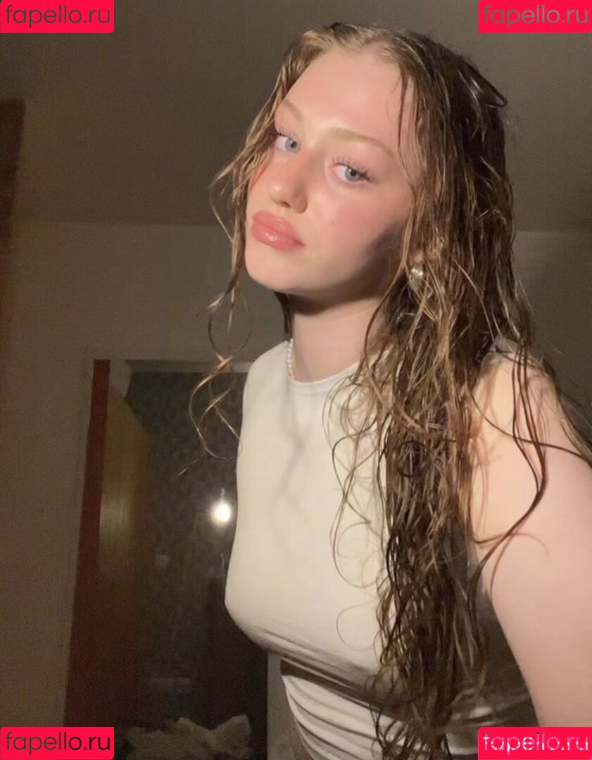 Yana Clare Onlyfans Photo Gallery 