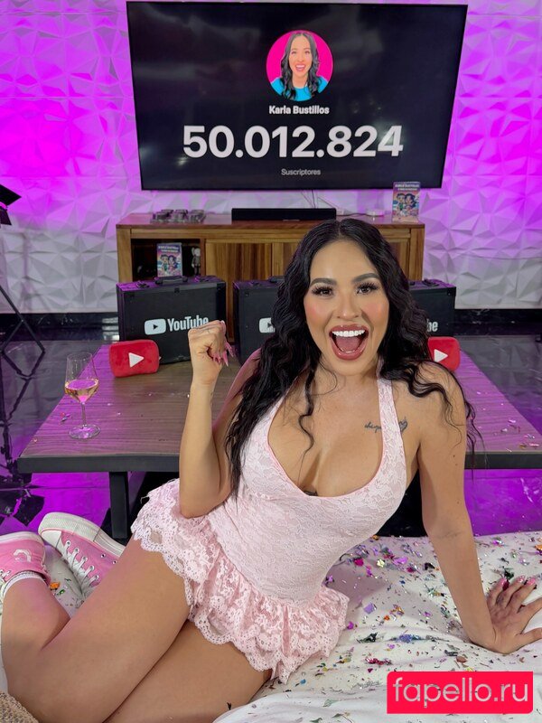 Karla Bustillos Nude Onlyfans Photo 24