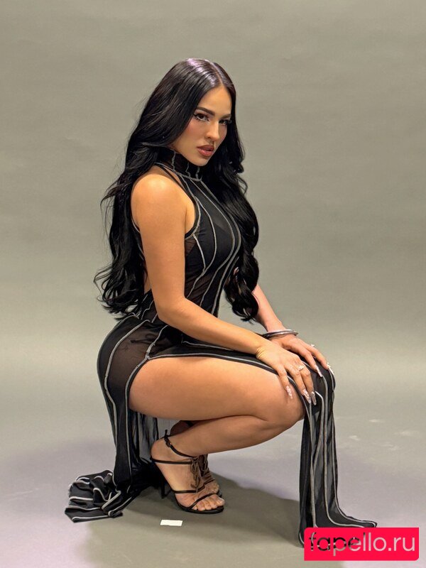 Karla Bustillos Nude Onlyfans Photo 5