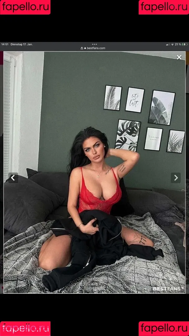 Nina Siegert Onlyfans Photo Gallery 