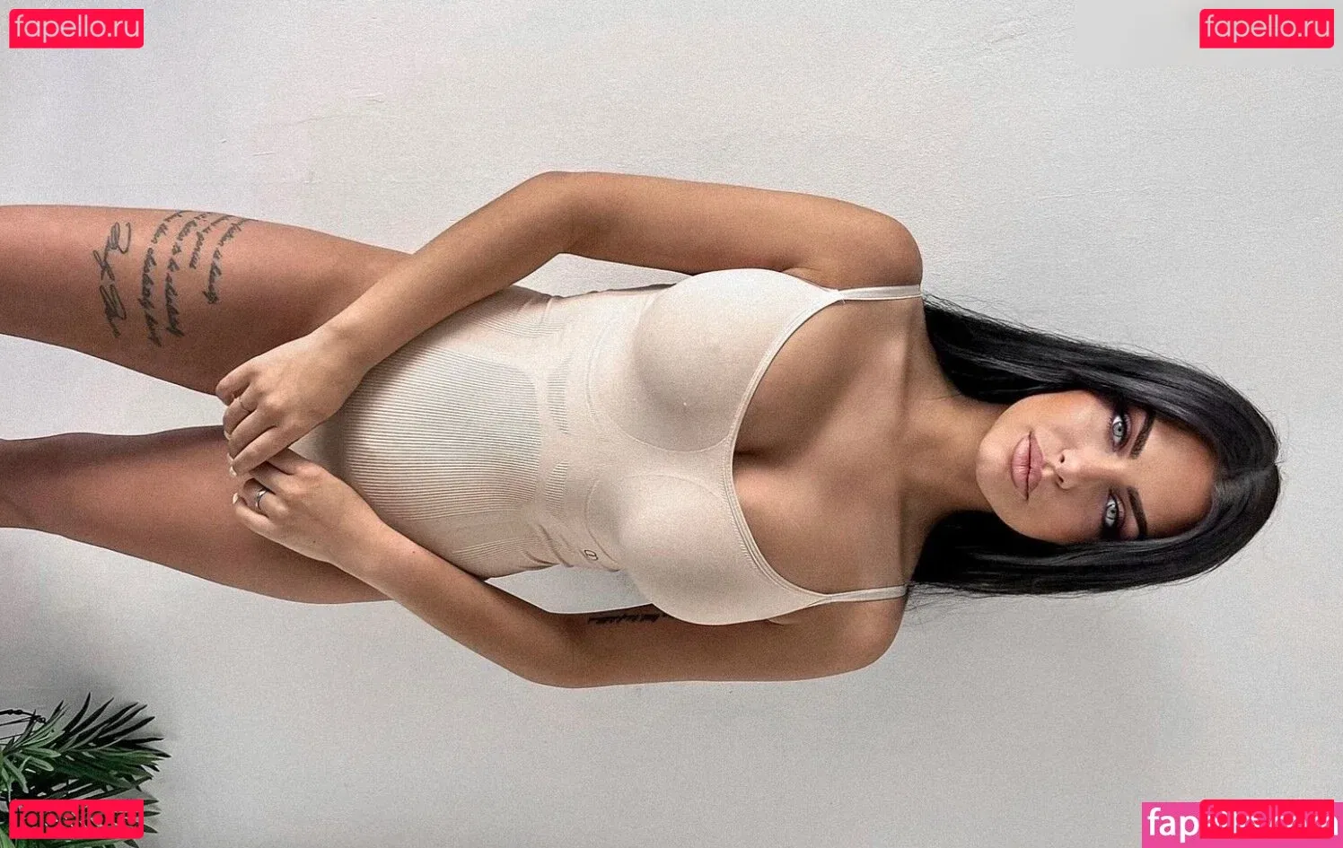 Nina Siegert Onlyfans Photo Gallery 