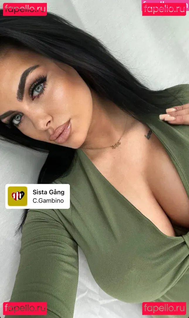 Nina Siegert Onlyfans Photo Gallery 