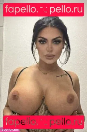 Nina Siegert Onlyfans Photo Gallery 