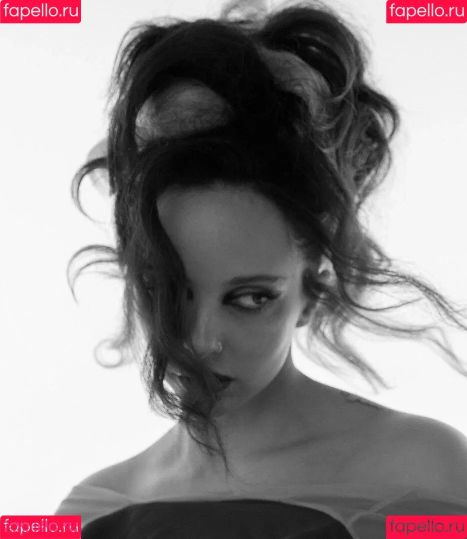 Jade Thirlwall Onlyfans Photo Gallery 