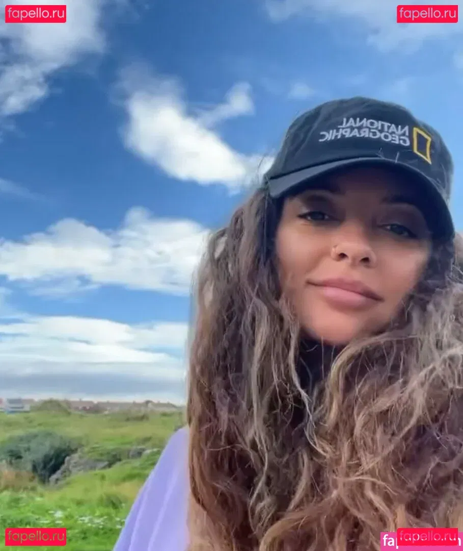 Jade Thirlwall Onlyfans Photo Gallery 