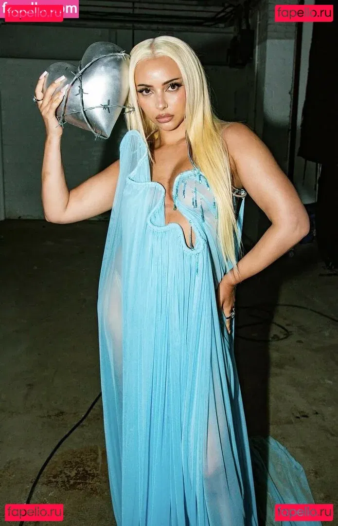 Jade Thirlwall Onlyfans Photo Gallery 