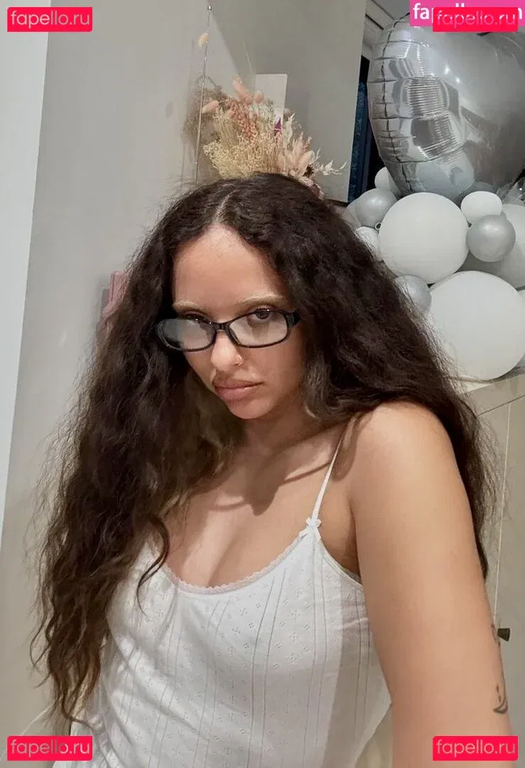 Jade Thirlwall Onlyfans Photo Gallery 