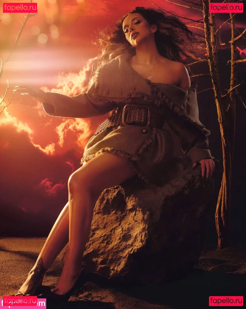 Jade Thirlwall Onlyfans Photo Gallery 