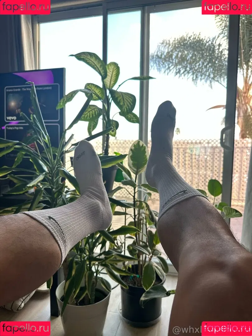 whxlesxme_boi Onlyfans Photo Gallery 