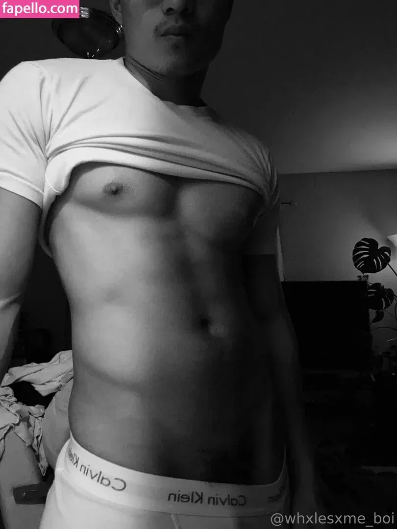 whxlesxme_boi Onlyfans Photo Gallery 
