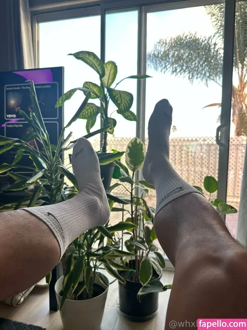 whxlesxme_boi Onlyfans Photo Gallery 