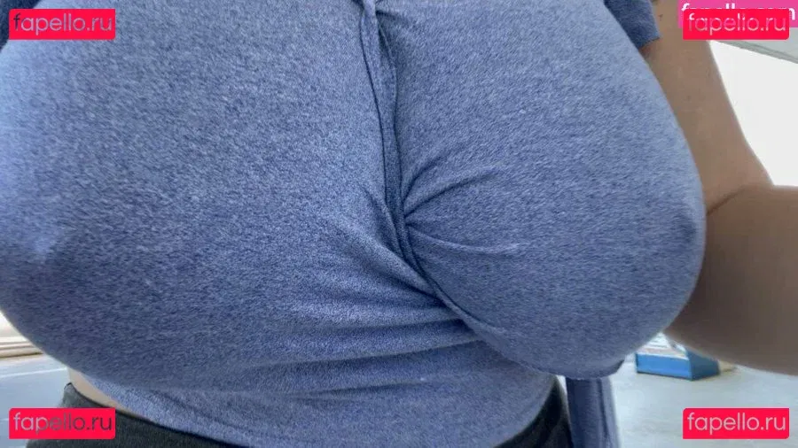 Selena Ray Busty Blonde Onlyfans Photo Gallery 