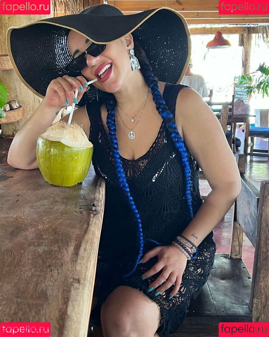 Asma Sherif Moneer Onlyfans Photo Gallery 