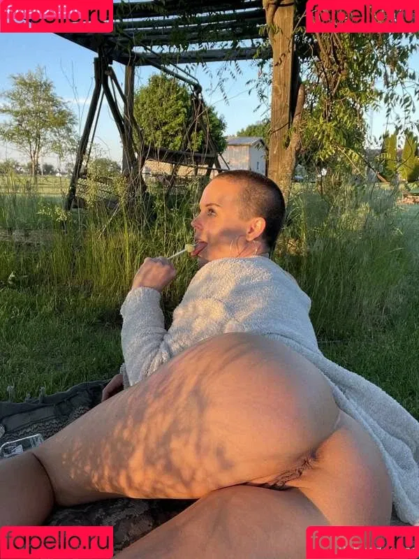 Rahyndee VIP Onlyfans Photo Gallery 