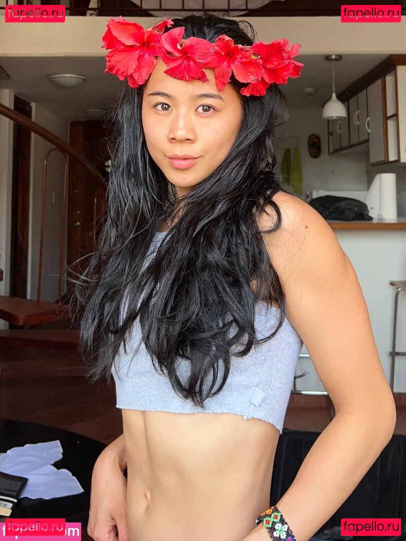 Leah Lewis Onlyfans Photo Gallery 