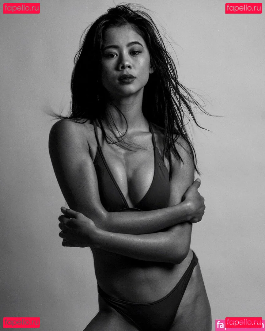 Leah Lewis Onlyfans Photo Gallery 