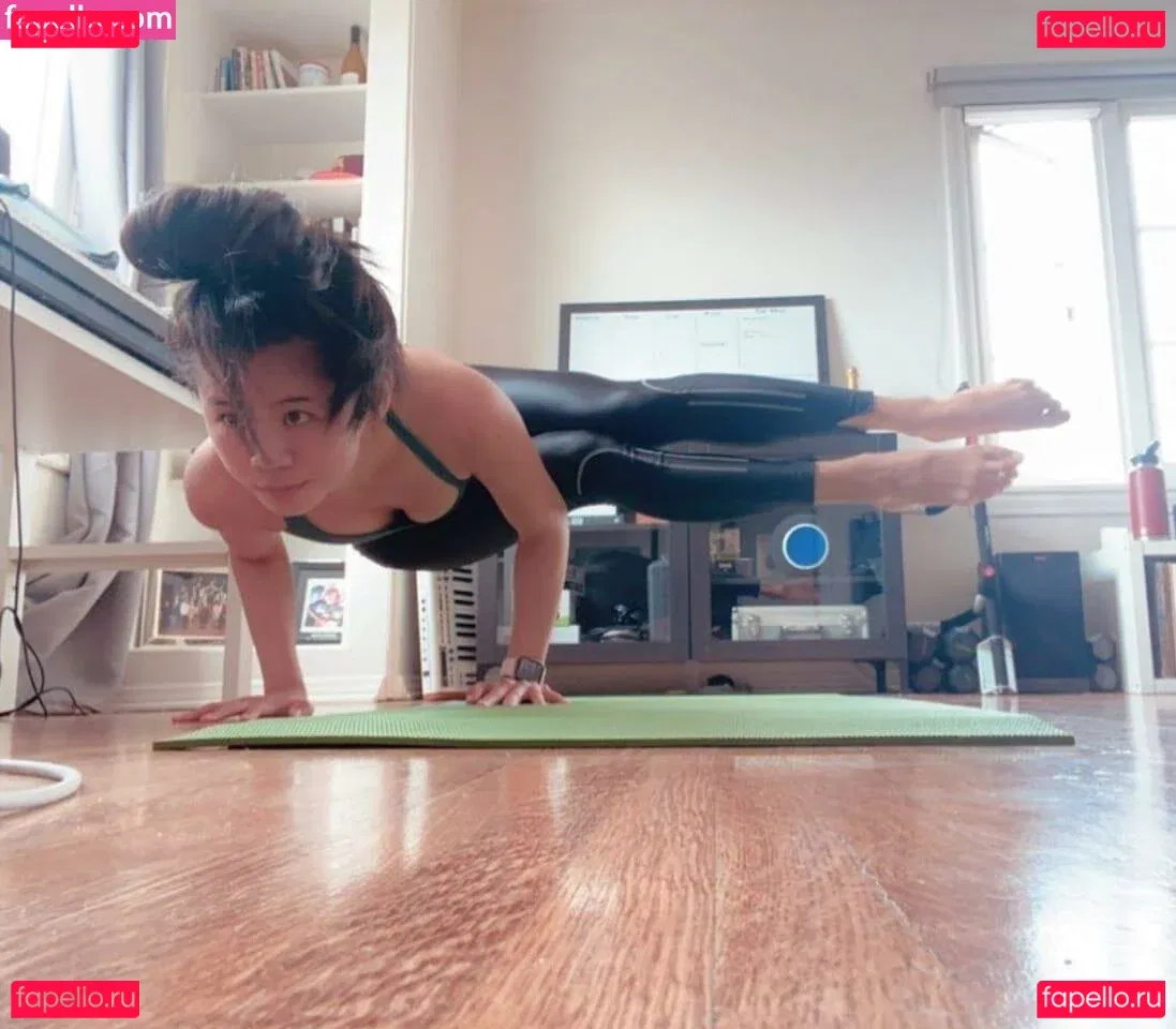 Leah Lewis Onlyfans Photo Gallery 