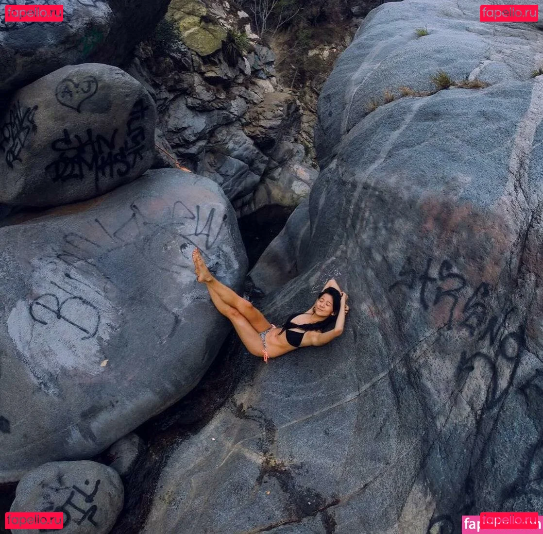 Leah Lewis Onlyfans Photo Gallery 