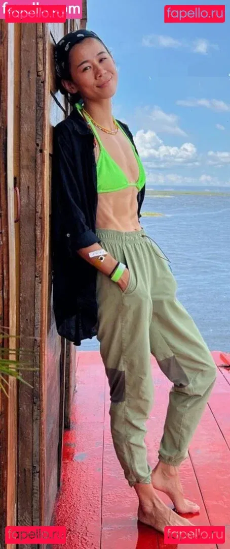 Leah Lewis Onlyfans Photo Gallery 