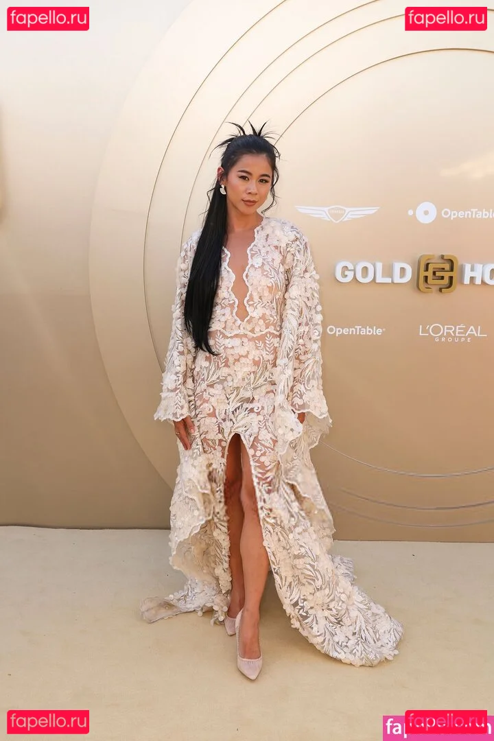 Leah Lewis Onlyfans Photo Gallery 