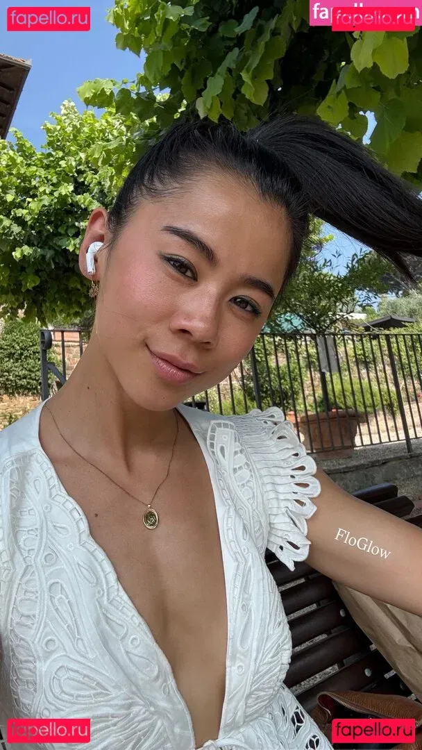 Leah Lewis Onlyfans Photo Gallery 