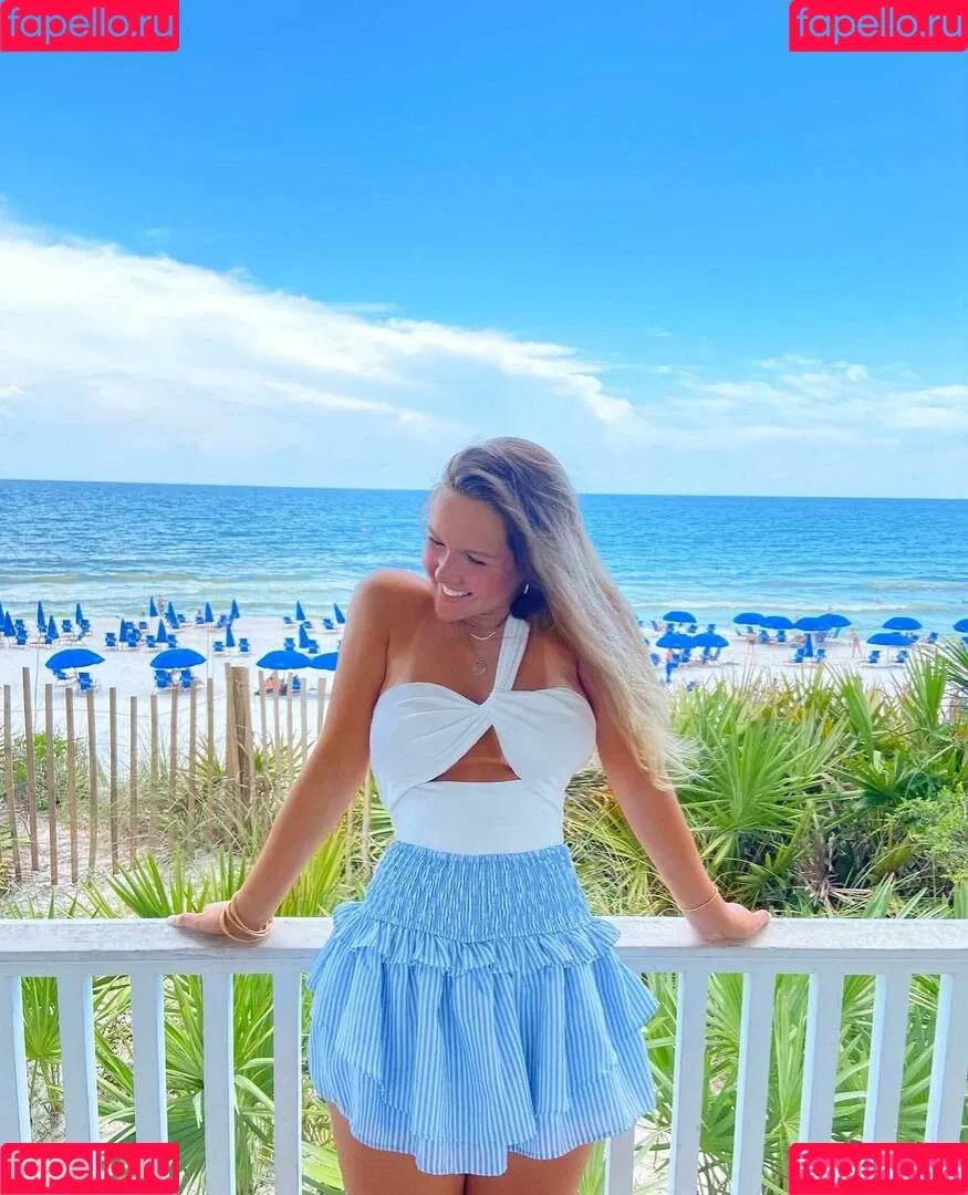 Riley Berger Onlyfans Photo Gallery 