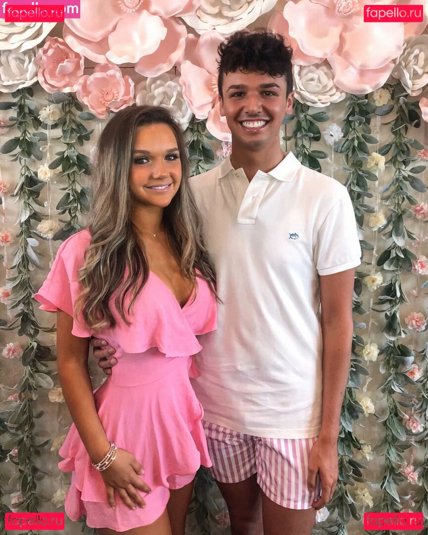 Riley Berger Onlyfans Photo Gallery 