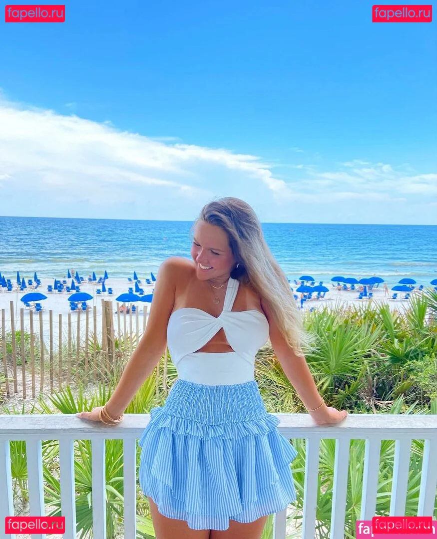 Riley Berger Onlyfans Photo Gallery 