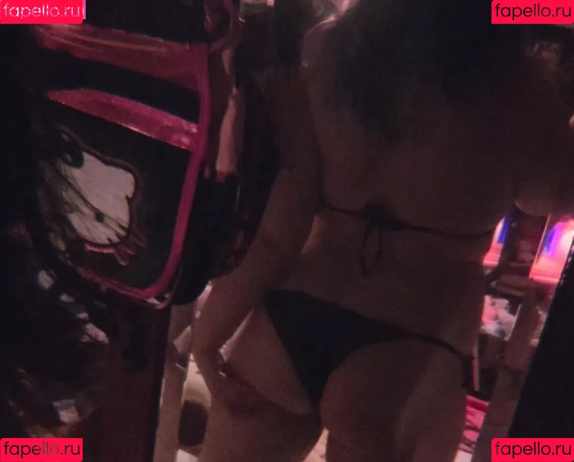 Gomi Kukara Onlyfans Photo Gallery 