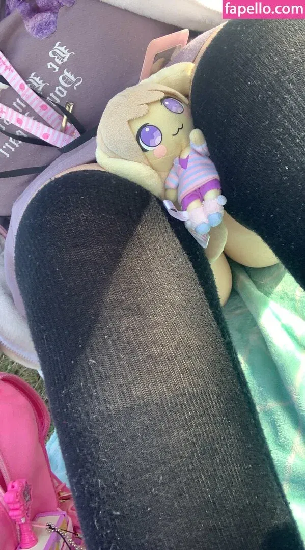 Gomi Kukara Onlyfans Photo Gallery 