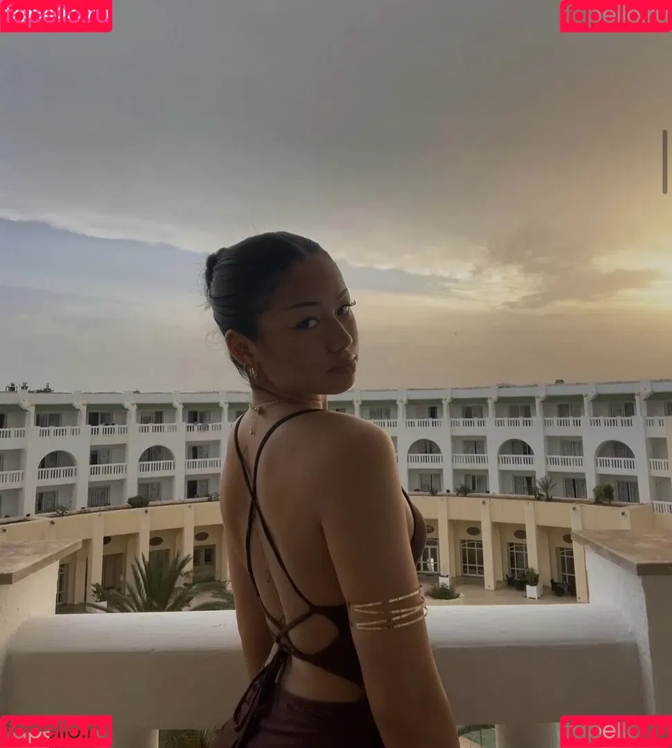 naomi khio Onlyfans Photo Gallery 