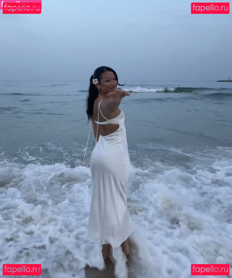 naomi khio Onlyfans Photo Gallery 