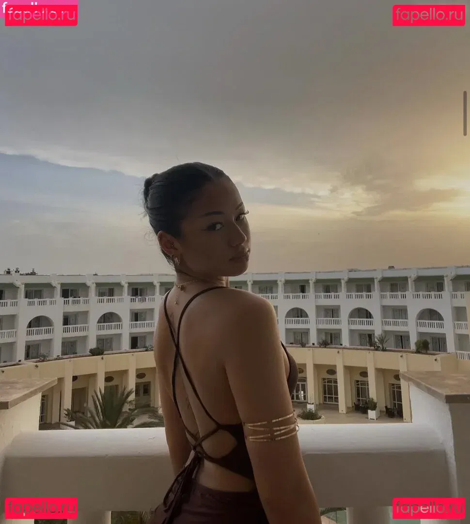 naomi khio Onlyfans Photo Gallery 