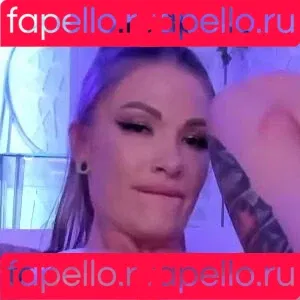 myskylarraye Onlyfans Photo Gallery 
