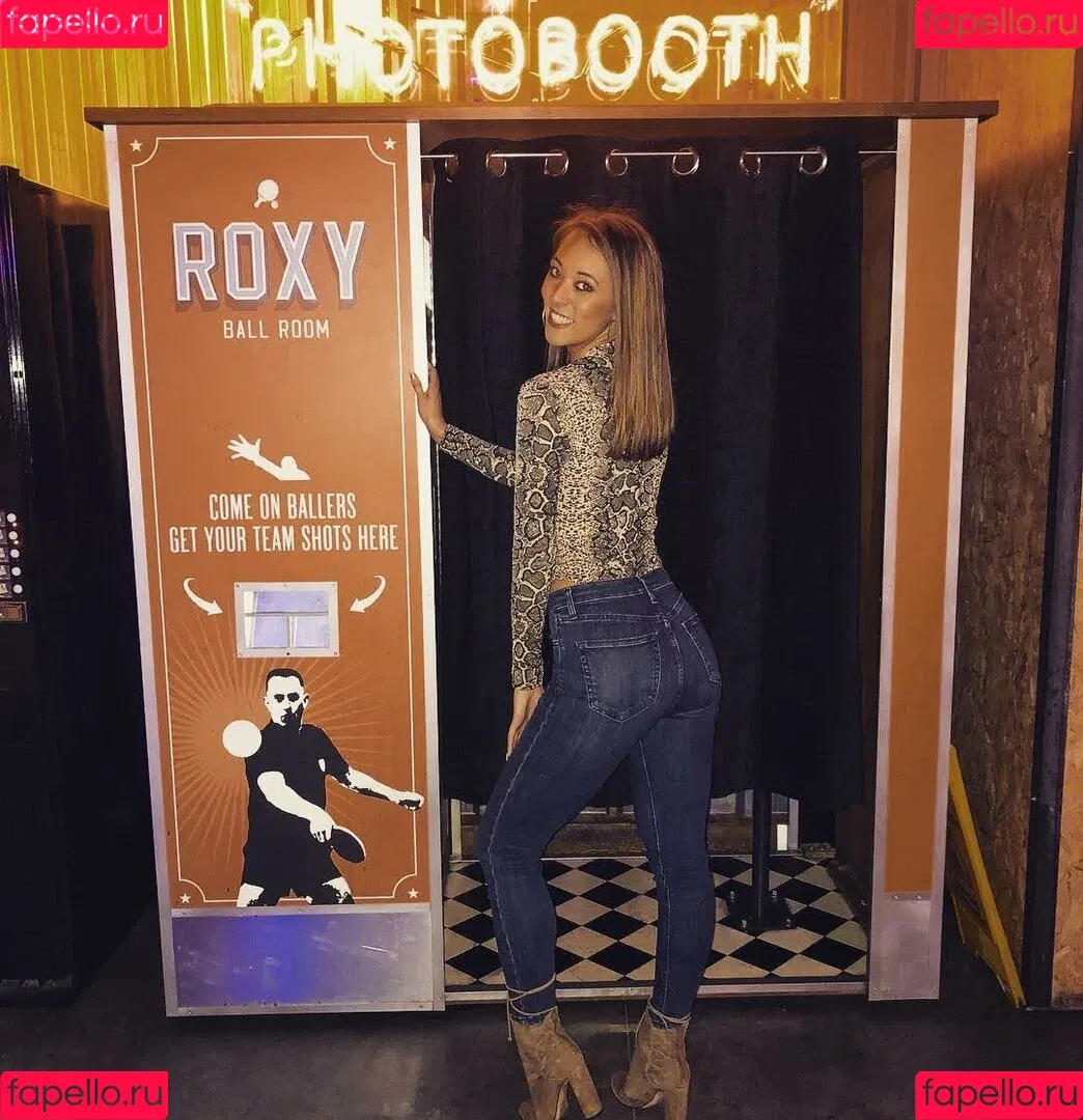 Lydiahewittlee Onlyfans Photo Gallery 