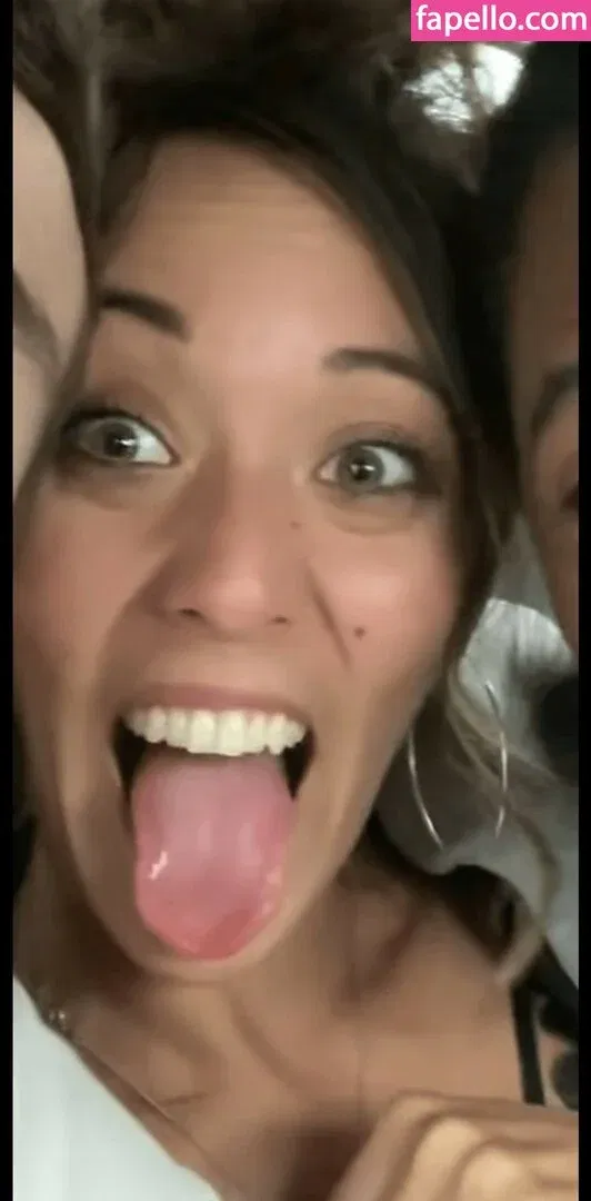 Lydiahewittlee Onlyfans Photo Gallery 