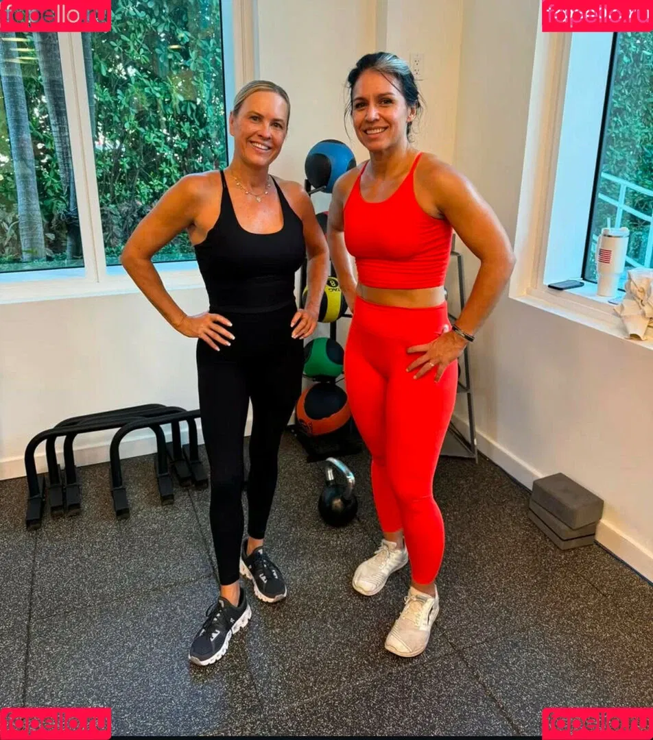 Tulsi Gabbard Onlyfans Photo Gallery 