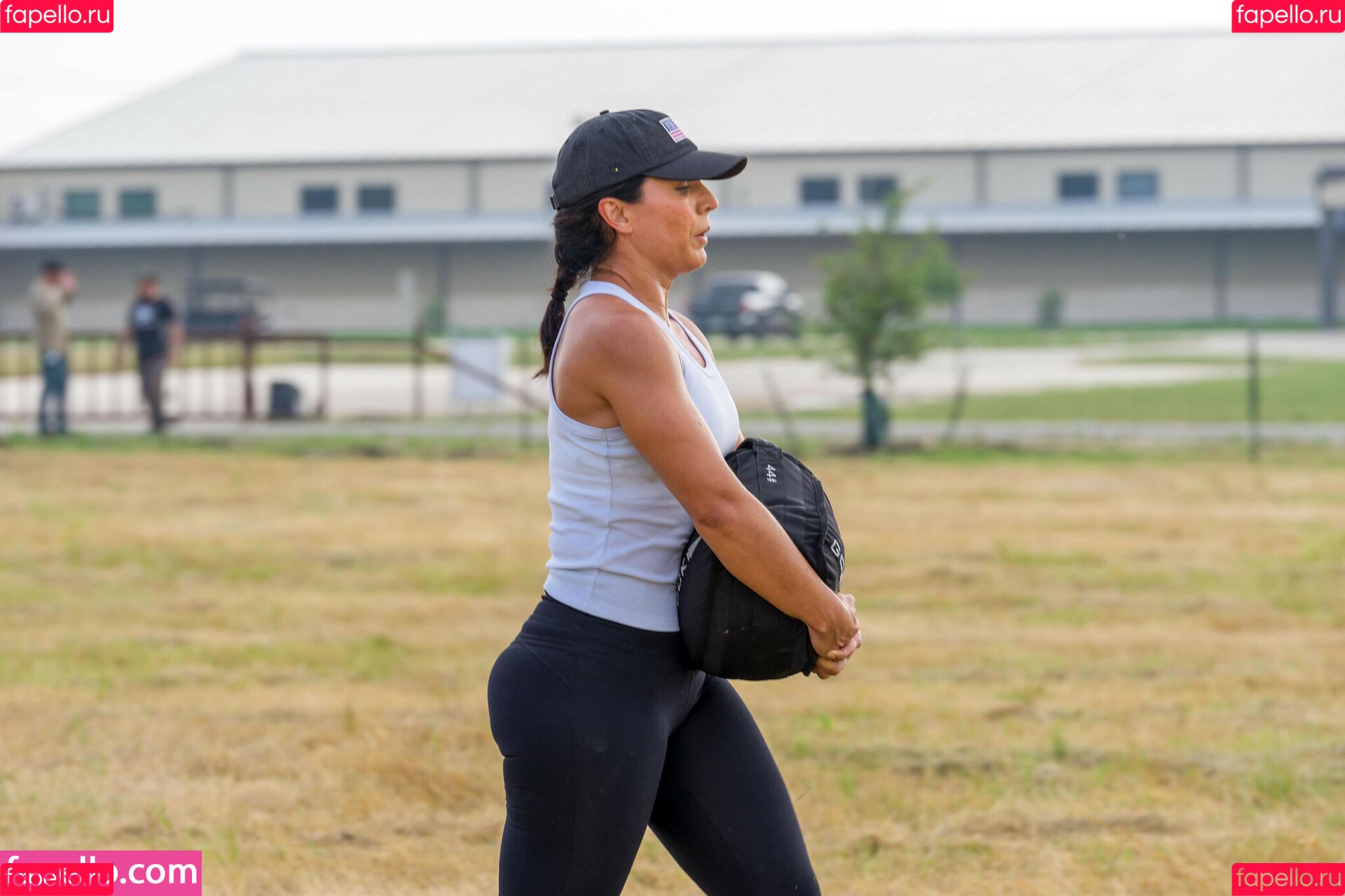 Tulsi Gabbard Onlyfans Photo Gallery 