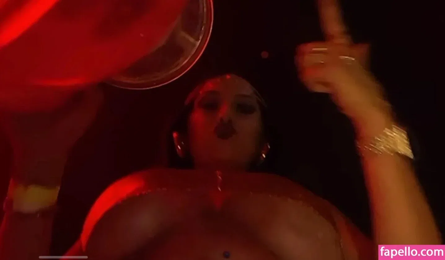 officialthatgirlginger Onlyfans Photo Gallery 