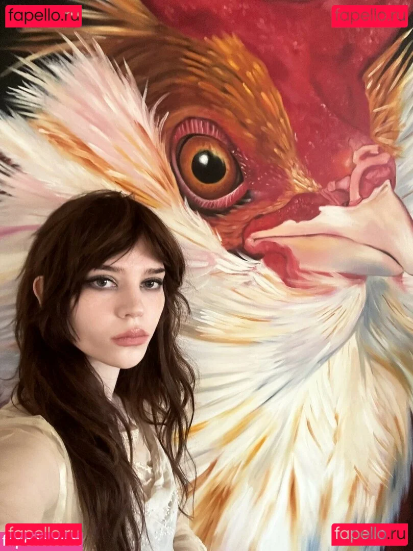 Sophie Thatcher Onlyfans Photo Gallery 