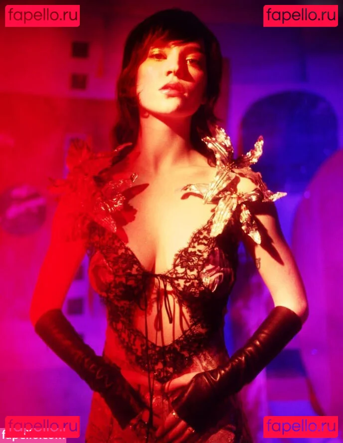 Sophie Thatcher Onlyfans Photo Gallery 