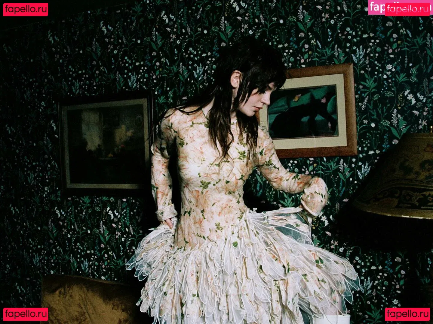 Sophie Thatcher Onlyfans Photo Gallery 